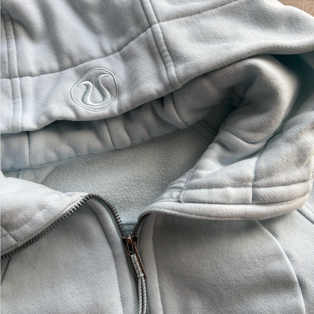 Lululemon Scuba Full Zip Baby blue - Picture 4 of 7